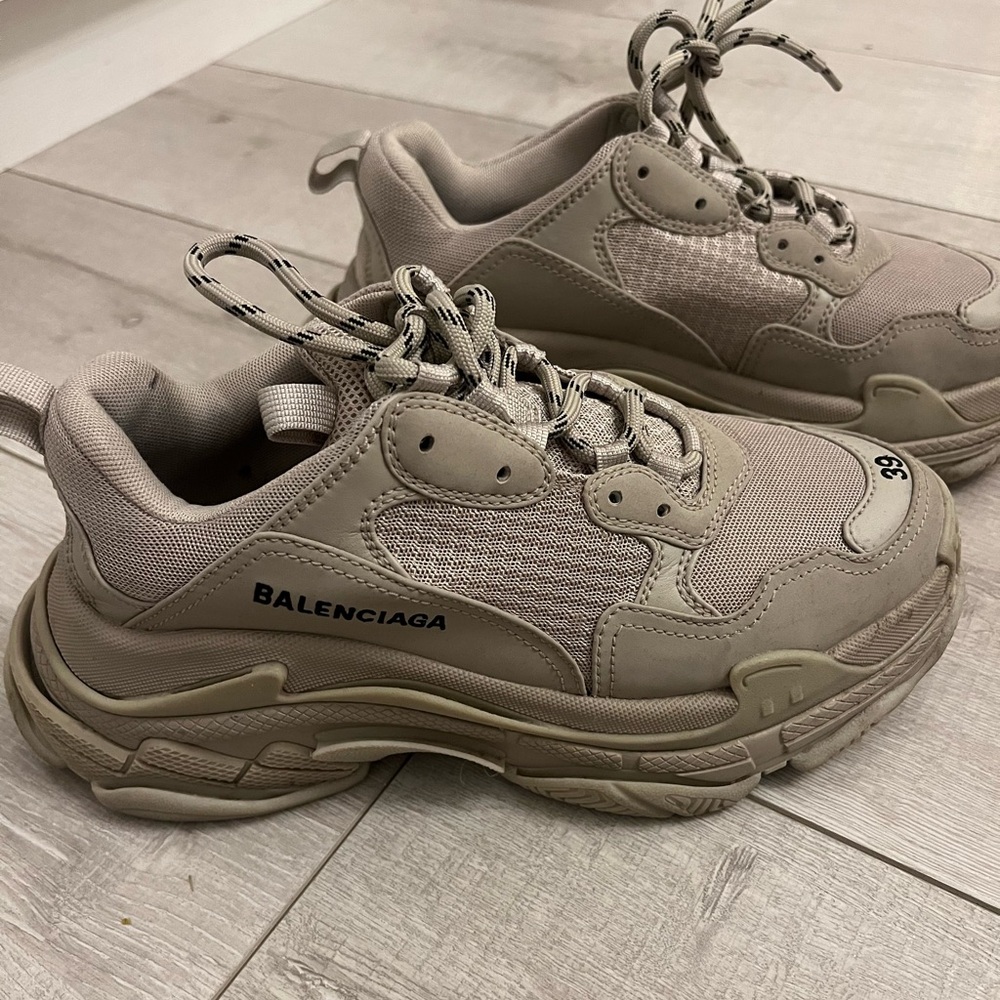 BALENCIAGA SNEAKERS